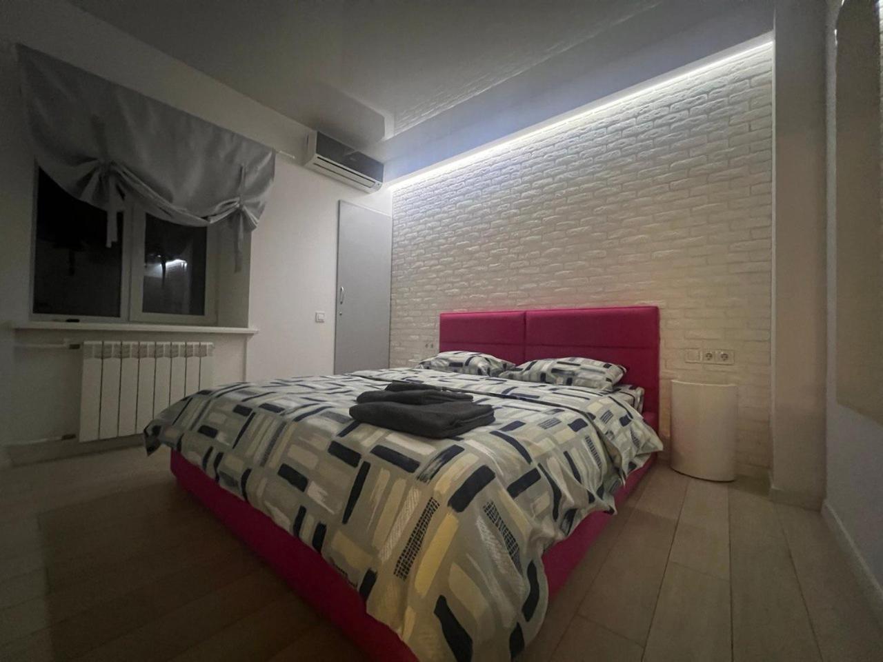 2-Room Luxury Apartment In The Center Kiev Exterior foto