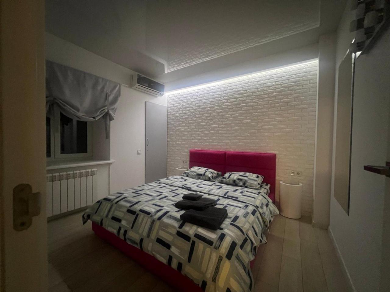 2-Room Luxury Apartment In The Center Kiev Exterior foto